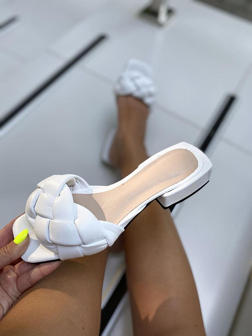 ARLEN Зручні жіночі шльопанці з натуральної шкіри білі на низькому ходу літні ARLEN Ш-Коса р. 3 Коломыя - изображение 7