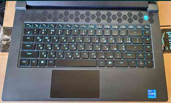 Ноутбук Alienware m15 r7. RTX3070Ti, i7-12700, 16Gb, 512Gb, FullHD IPS 15.6