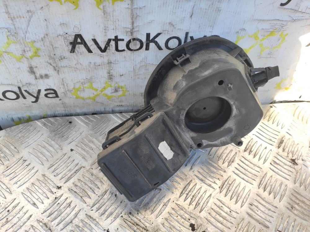 Лючок бензобака Renault Megane III 2008-2015 (781200016R) Ковель - фото 3