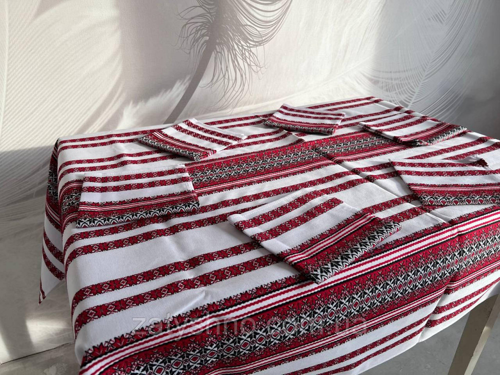 Красива вишита скатертина з серветками Київ - фото 4