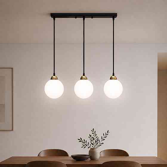 Светильник подвесной MSK Electric Luna с плафонами шарами на планке под три лампы Е27 PL 2026-3 BK Одесса