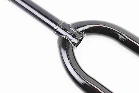 Вилка 28" з різьбою 1" (25,4мм), шток 200мм, чорна (можливі подряпини, дефекти фарбування) Київ