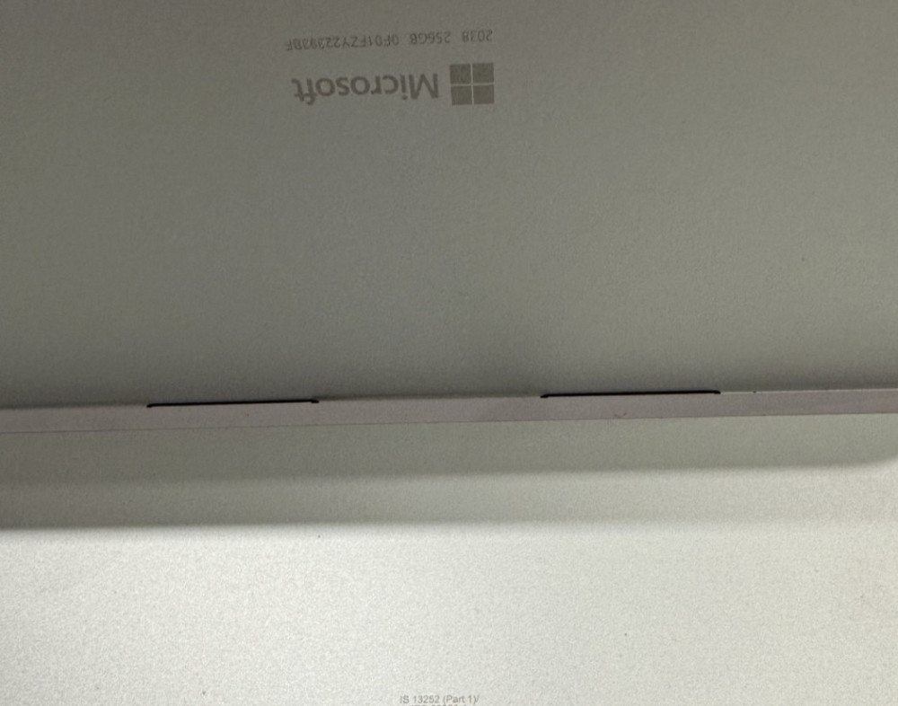 Планшет Microsoft Surface Pro 9 15 / 256Gb. Platinum Киев - изображение 1