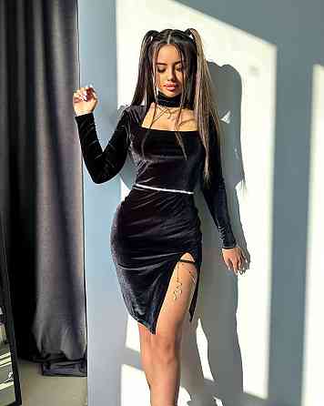 Жіноче святкове мініплаття з королівського оксамиту Чорний, 46/48 Одеса