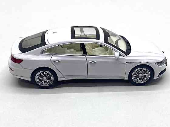 Машинка металева Volkswagen Passat SS 1:32 світло звук Біла (GT-01200) Чернігів