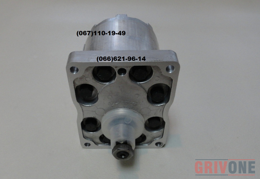 Шестеренчатый насос сдвоенный для погрузчика UNC 060, UNC 061. Киев - изображение 2