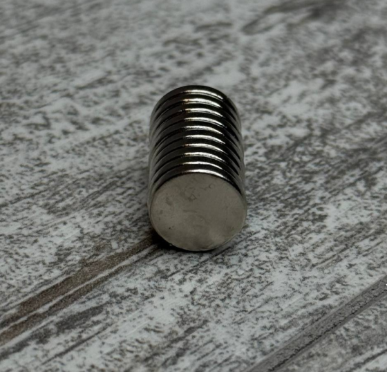 Неодимові магніти 10x2мм N35 набір із 10 шт. для майстерні, електроніки та побуту Київ