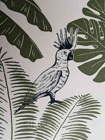 Шпалери флізелінові дитячі Caselio Our Planet джунглі рослини тварини слони, тигри зелені папуги на білому Київ