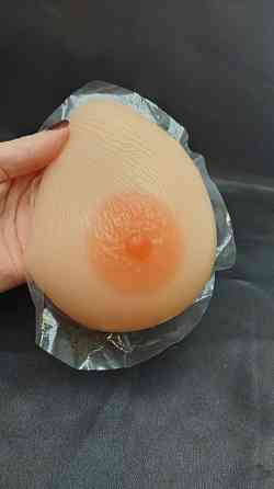 Реалістичні силіконові груди на самоклеючій основі IVITA розмір S / A / 34A / 36AA 14*10*5 см Луцьк