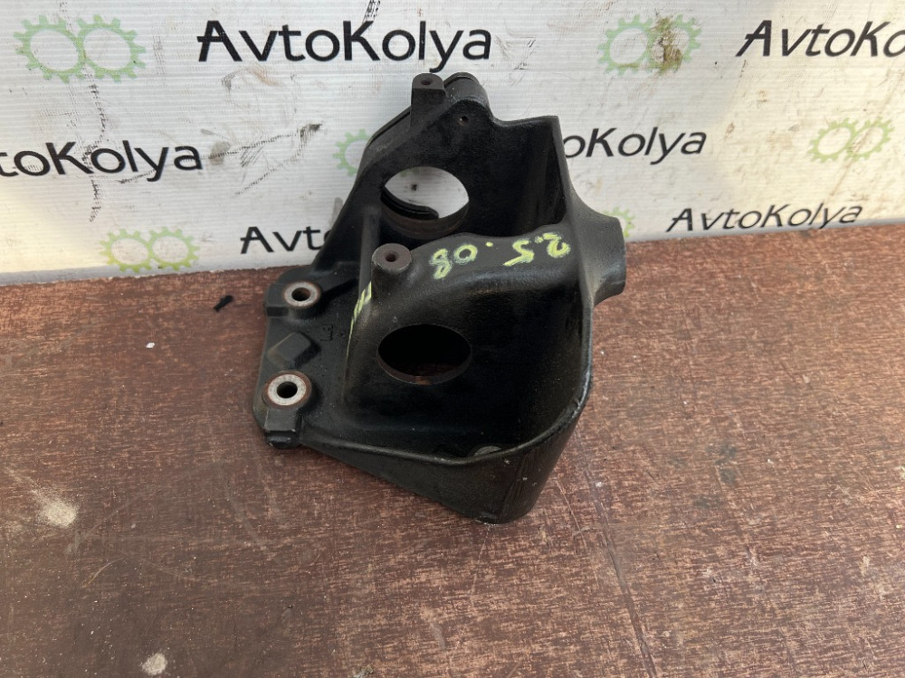 Кронштейн промвала правий Opel Vivaro 2.5 dci 2007-2014 (8200426805) Ковель - изображение 2