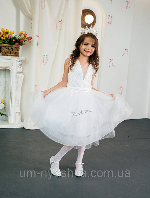 Святкова пишна біла сукня для дівчинки Кривий Ріг - фото 6