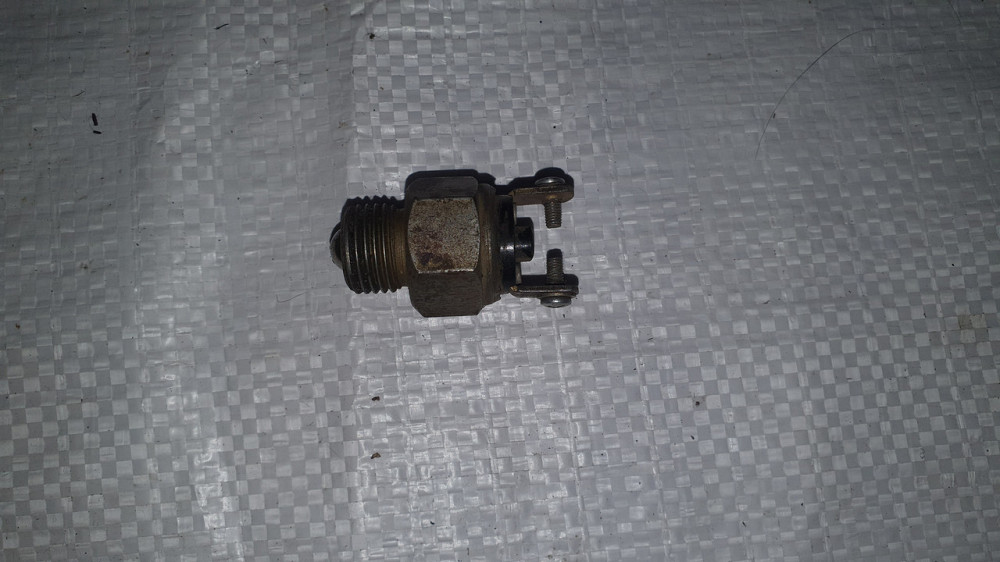 Выключатель блокировки (выключатель сигнала тормоза) ВАЗ-2108, Москвич-2141. ВК 15.3710. Харьков - изображение 1