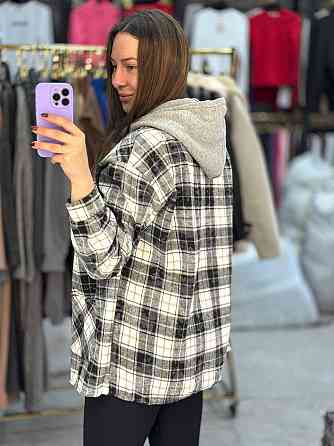 Жіноча тепла сорочка з капюшоном у карту байка на хутрі Сірий Одеса