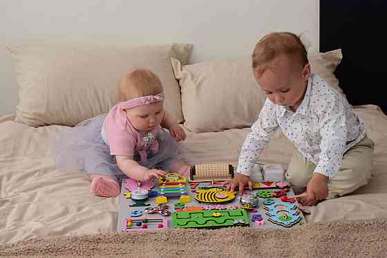 Бізіборд Розвивальної дошки для дітей 40х50 Розвивальна дошка дівчинці від 6 місяців для розвитку дрібної моторики Київ