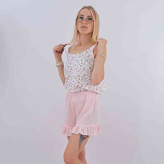 Бавовняна рожева жіноча піжама три в одному сорочка +шорти з рюшами+халат Кам'янець-Подільський