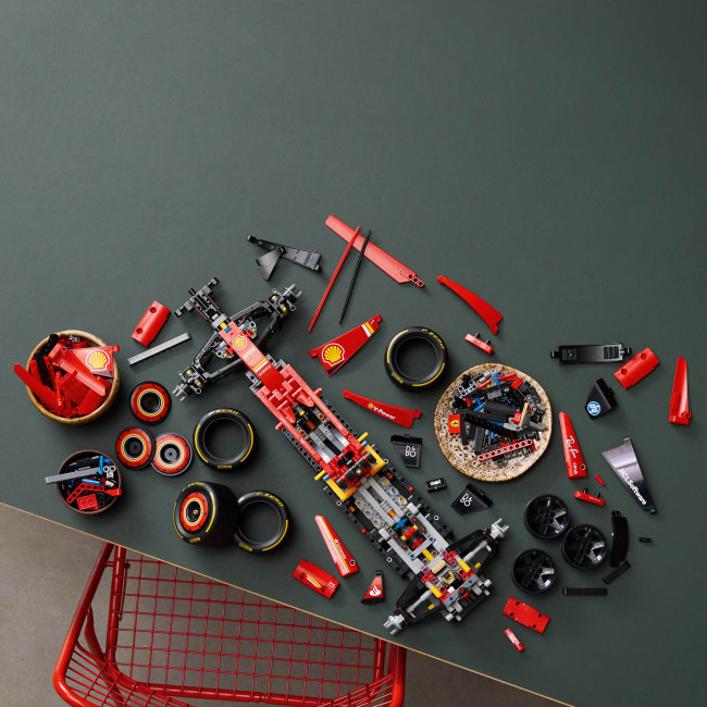 Автомобіль формула 1 Конструктор Ferrari SF-24, 1361 деталей у стилі Technic lego лего Київ - фото 14