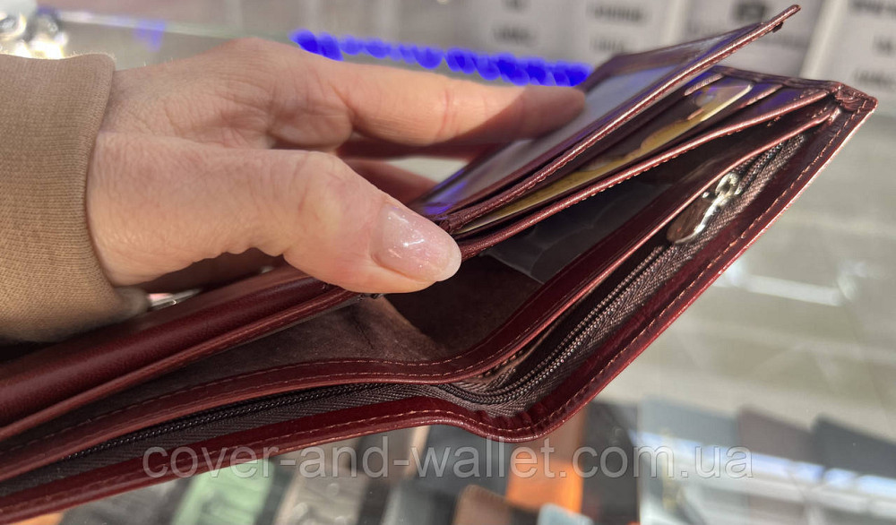 Мужское портмоне из высококачественной кожи коричневого цвета на кнопке Boston Киев - изображение 19