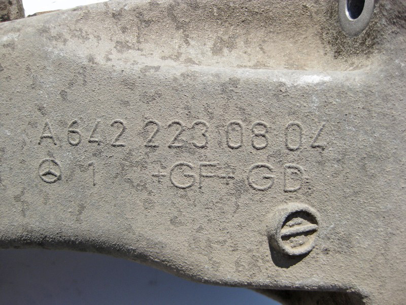 Mercedes-Benz  A6422230804 Кронштейн опори двигуна правий OM642 V6 3.0 cdi E-Class W211 4matic Одесса - изображение 4