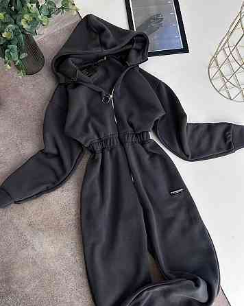 Женский теплый комбинезон с капюшоном трехнитка на флисе + нашивка Графит, 42/44 Одесса