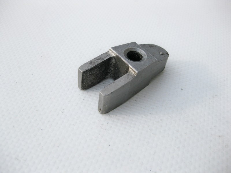 Mercedes-Benz  A6110170539 Скоба кріплення паливної форсунки для дизельних двигунів Одесса - изображение 3