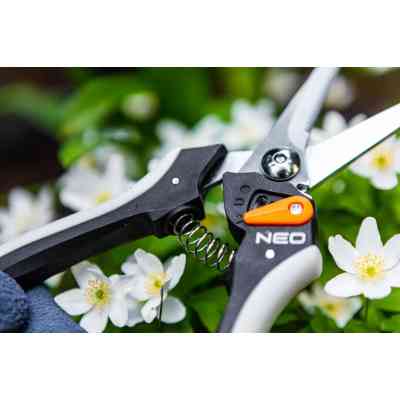 Секатор Neo Tools площинний, d різу 6мм, 210мм, 184г (15-208) Вінниця