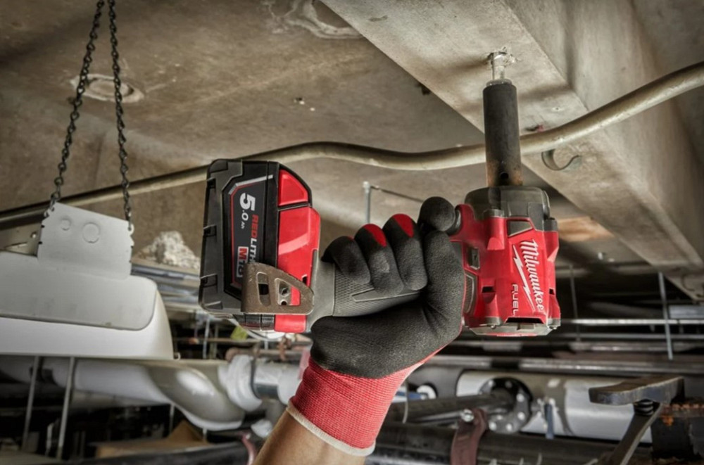 Гайковерт аккумуляторный бесщеточный 1/2'' MILWAUKEE, M18 FIW2F12-502Х, 339Нм, с кольцом (зарядное устройство M12-18 FC, 2 аккумулят Одесса - изображение 6