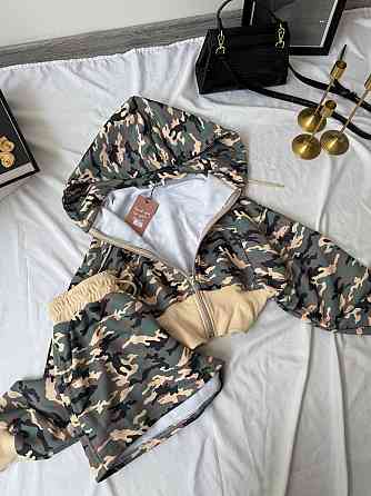 Женский принтованный костюм двойка: укороченная кофта и шорты в милитари стиле петля + рибана Хаки, 46/48 Одесса