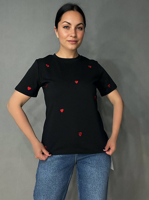 Футболка жіноча A-N 27008 базова з вишивкою сердця, чорний, one size Київ - фото 16