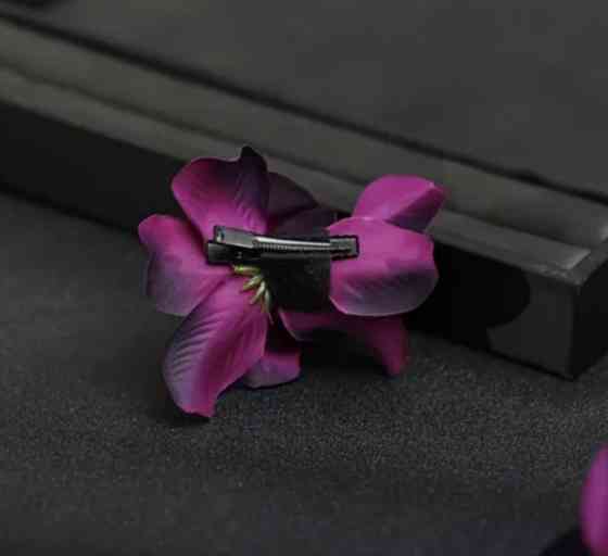 Затискач для волосся Орхідея Смела
