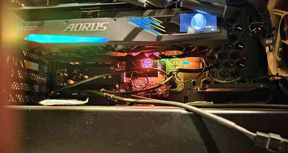 Продам в идеале  редкую видеокарту RX 6900xt Aorus Master. Киев