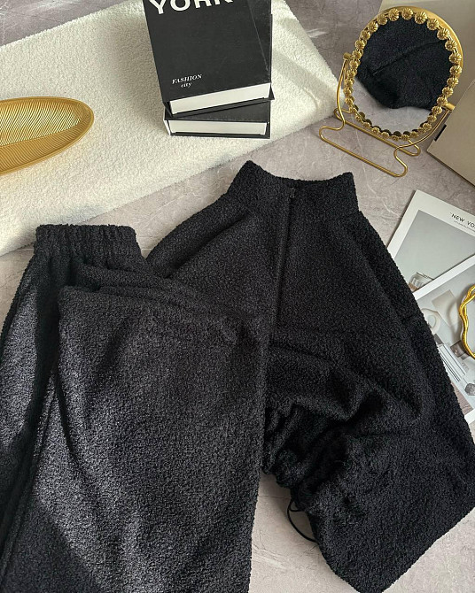 Жіночий теплий повсякденний костюм-двійка баранчик на велюрі Чорний Одеса - фото 3