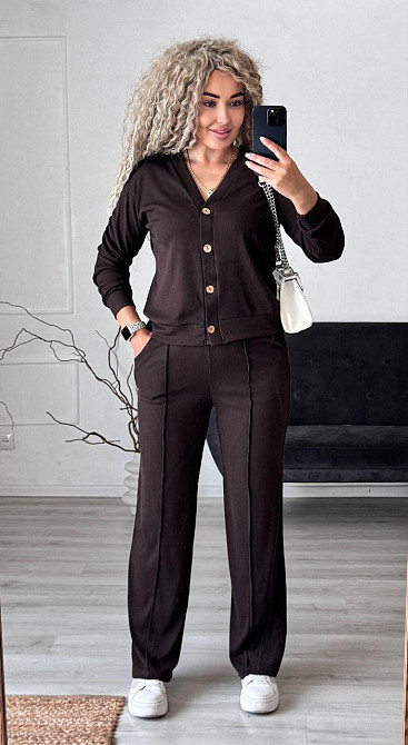 Жіночий стильний повсякденний костюм-двійка: кардиган на ґудзиках + штани трикотажний рубчик Шоколад, 42/44 Одеса - фото 1