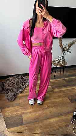 Женский плюшевый прогулочный костюм тройка: кофта топ и штаны велюр Барби, 44/46 Одесса