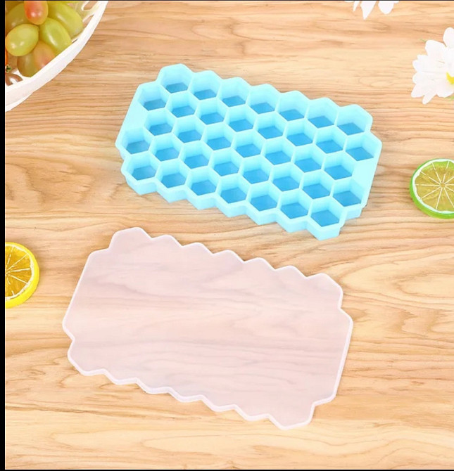 Силиконовая форма для льда на 37 кубиков 20 на 12 см голубой Киев - изображение 6