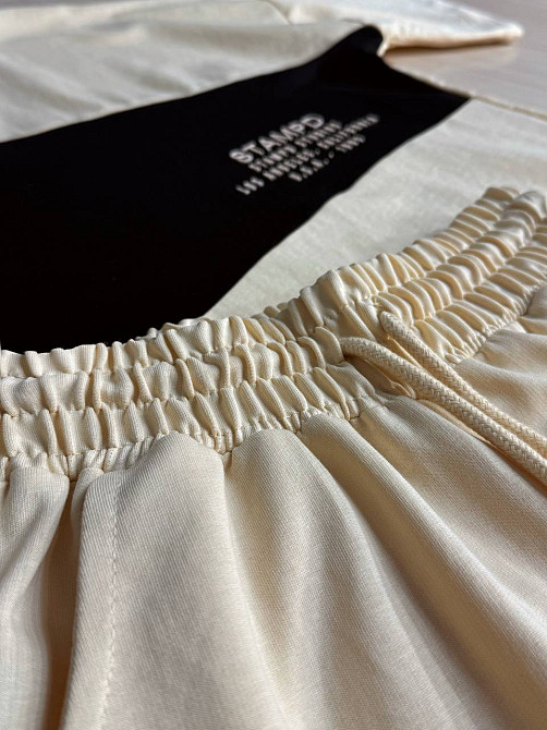 Костюм женский CAPPITONE 3162 оверсайз с черной вставкой футболка и брюки палаццо бежевый, бежевый, M Киев - изображение 13