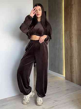 Жіночий прогулянковий костюм-трійка: худі топ і штани велюр плюш Шоколад, 42/44 Одеса