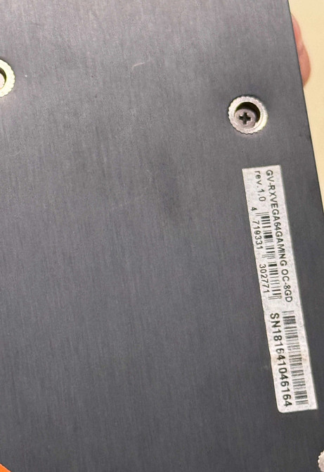 Видеокарта: RX Vega 64 Gigabyte Gaming OC память Samsung. Киев - изображение 2