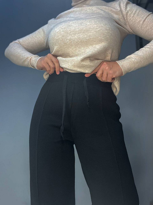 Брюки жіночі My fashion 202401 кльош від стегна зі стрілкою шнурок га талії машинна в’язка one size, Одеса - фото 5