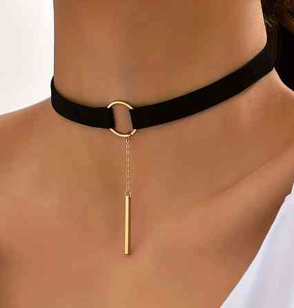 Флоковий чокер чорний з кільцем і підвіскою, оксамитовий чокер на шию Київ