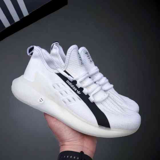 Кросівки Adidas Білі Чоловічі Адідас Ізі Boost Літні Сіточка (розміри: 41,42,43,44,45) Дніпро