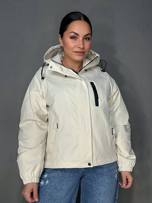Куртка женская YZY 30128 ветровка оверсайз с капюшоном на подкладке one size, молочний, one size Киев - изображение 5