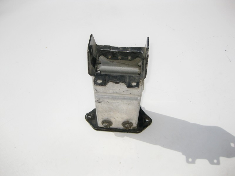 Mercedes-Benz  A2206201086R Правий кронштейн підсилювача переднього бампера Mercedes Benz S-class W220 Одеса - фото 4