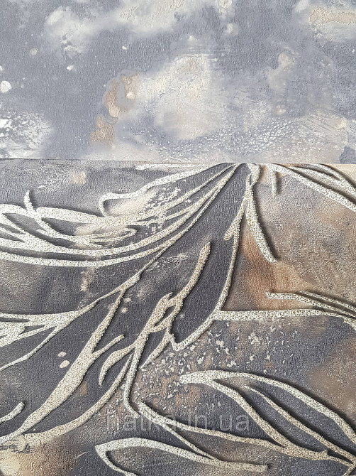 Обои виниловые на флизелине метровые Sintra Edelina листья золотистые на черно сером Киев - изображение 4