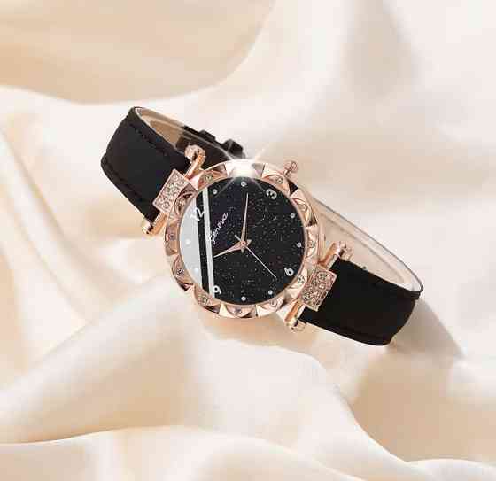 Подарочный набор для женщин наручные часы браслет кольцо ожерелье и серьги без подарочной коробки черный Киев