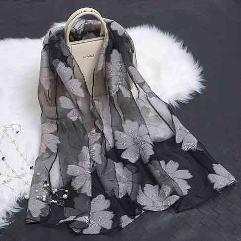 Жіночий шарфик з квіточками 180 на 68 см сіро-чорний Київ