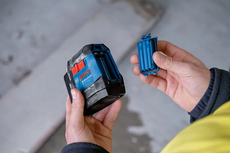 Лазерный нивелир Bosch GLL 12-22 G Professional, зеленый луч, 12 м, IP55, чехол Киев - изображение 5
