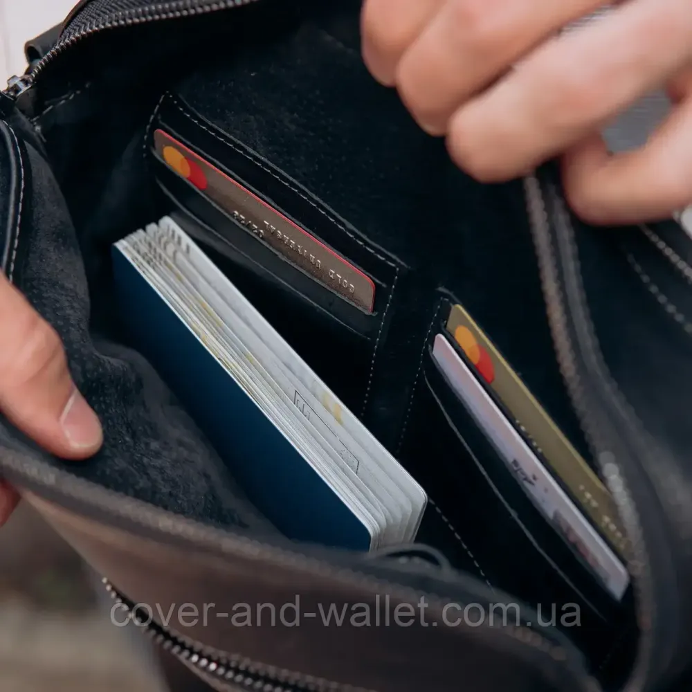 Горизонтальная мужская кожаная сумка кросс-боди черного цвета среднего размера Grande Pelle Киев - изображение 6