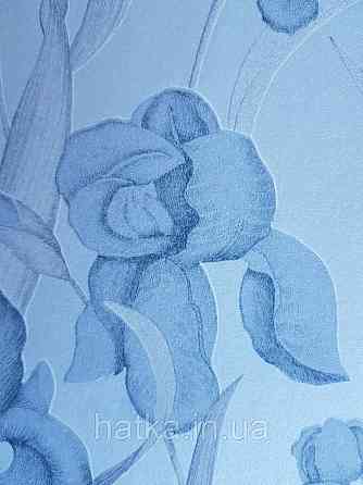 Шпалери флізелінові Decoprint Elisir EL21020 квіти сіро-блакитні, сірі листя на сріблястому тлі сіро Київ