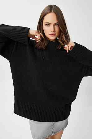 Женский уютный оверсайз свитер машинная вязка Одесса