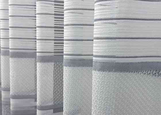 Короткий тюль VR-Textil 1953т  Жаккард Белый с серым 300х145 см (42-0885) Киев